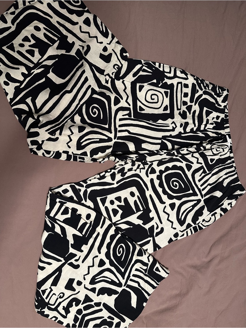 Black & White Patterned Set - Picture 3 of 9